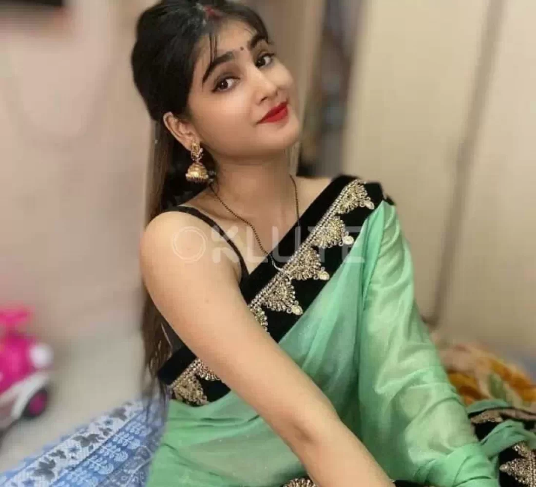 delhi-ncr-college-girl-available-without-codam