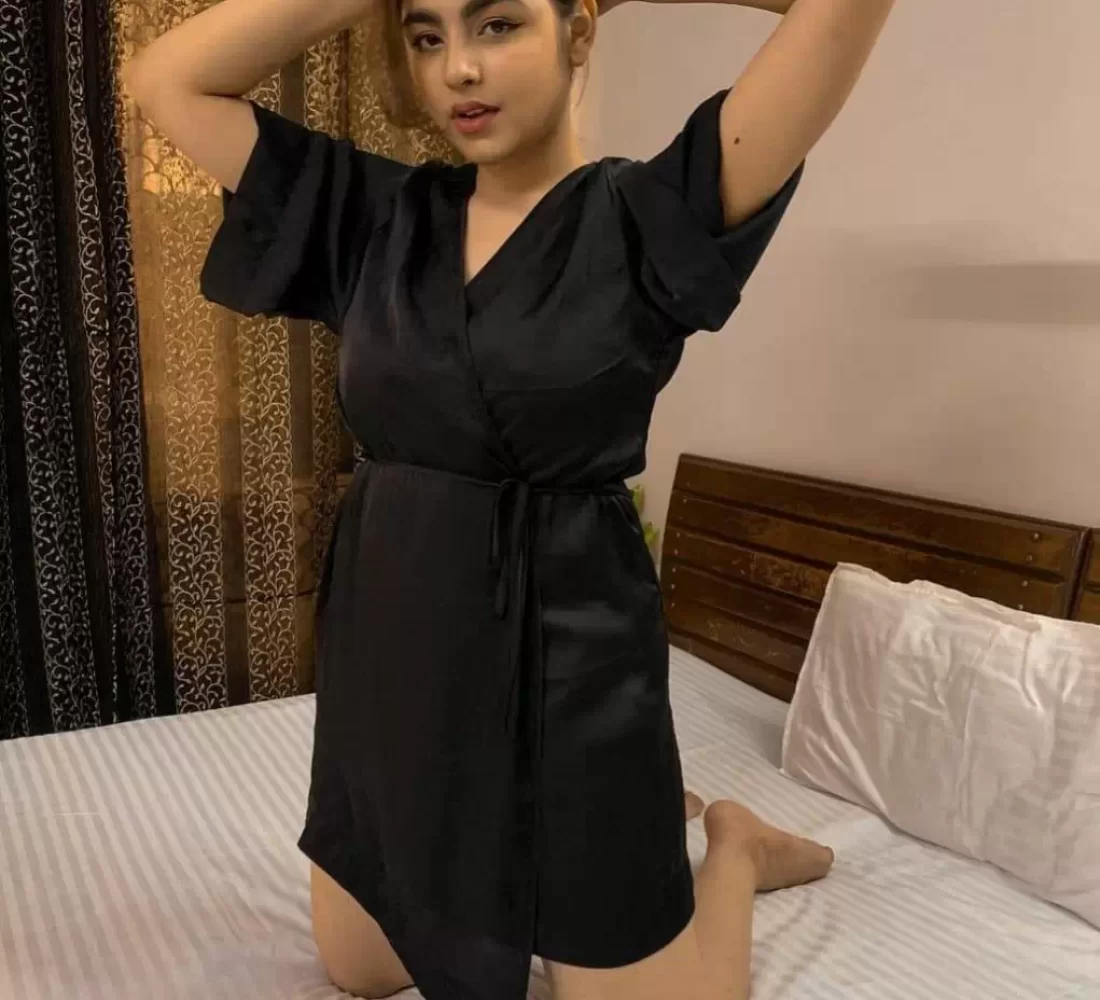 myself-preety-bbsr-college-girls-and-hot-busty