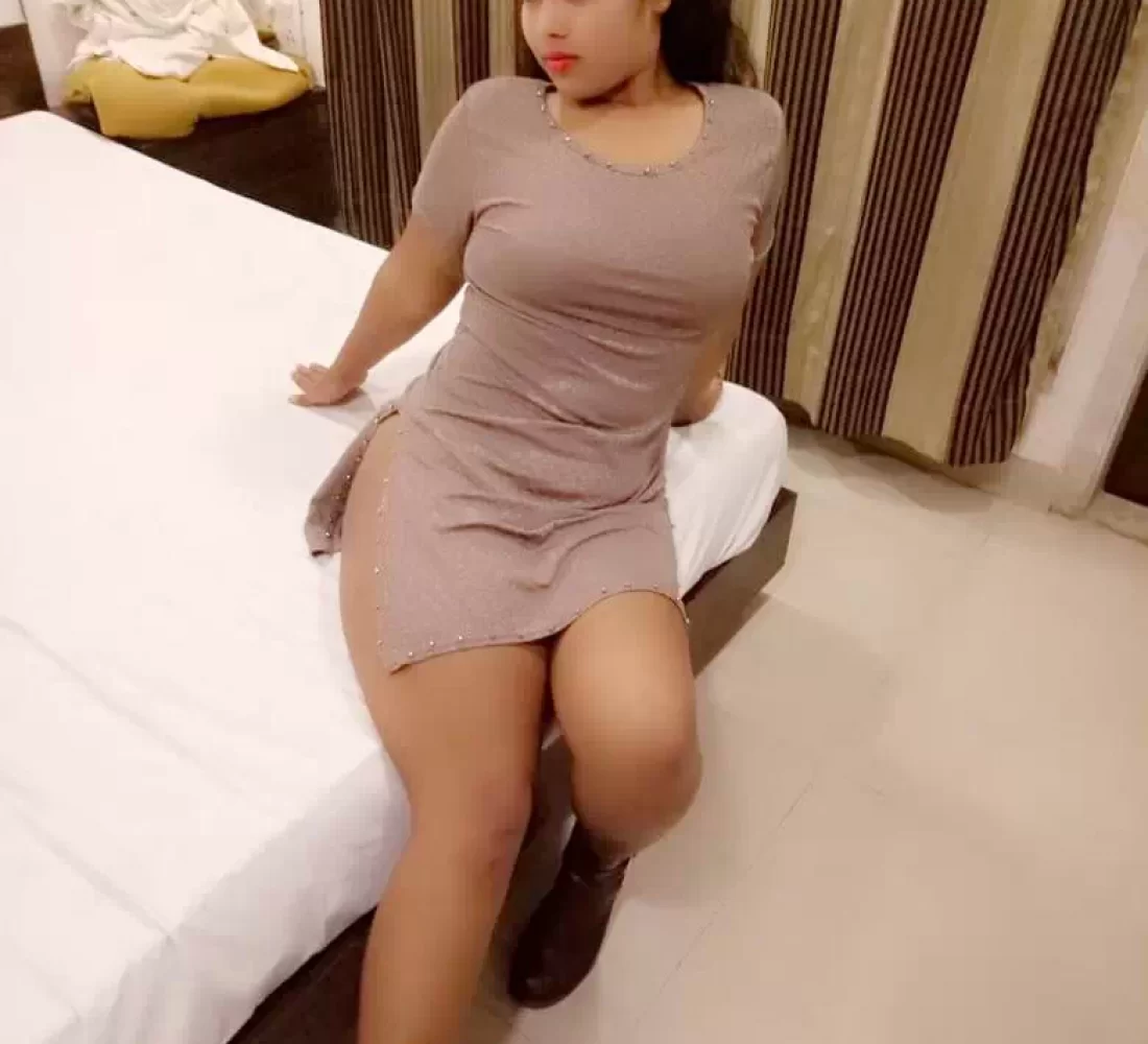 rajouri-garden-hot-and-sexy-full-setisfection